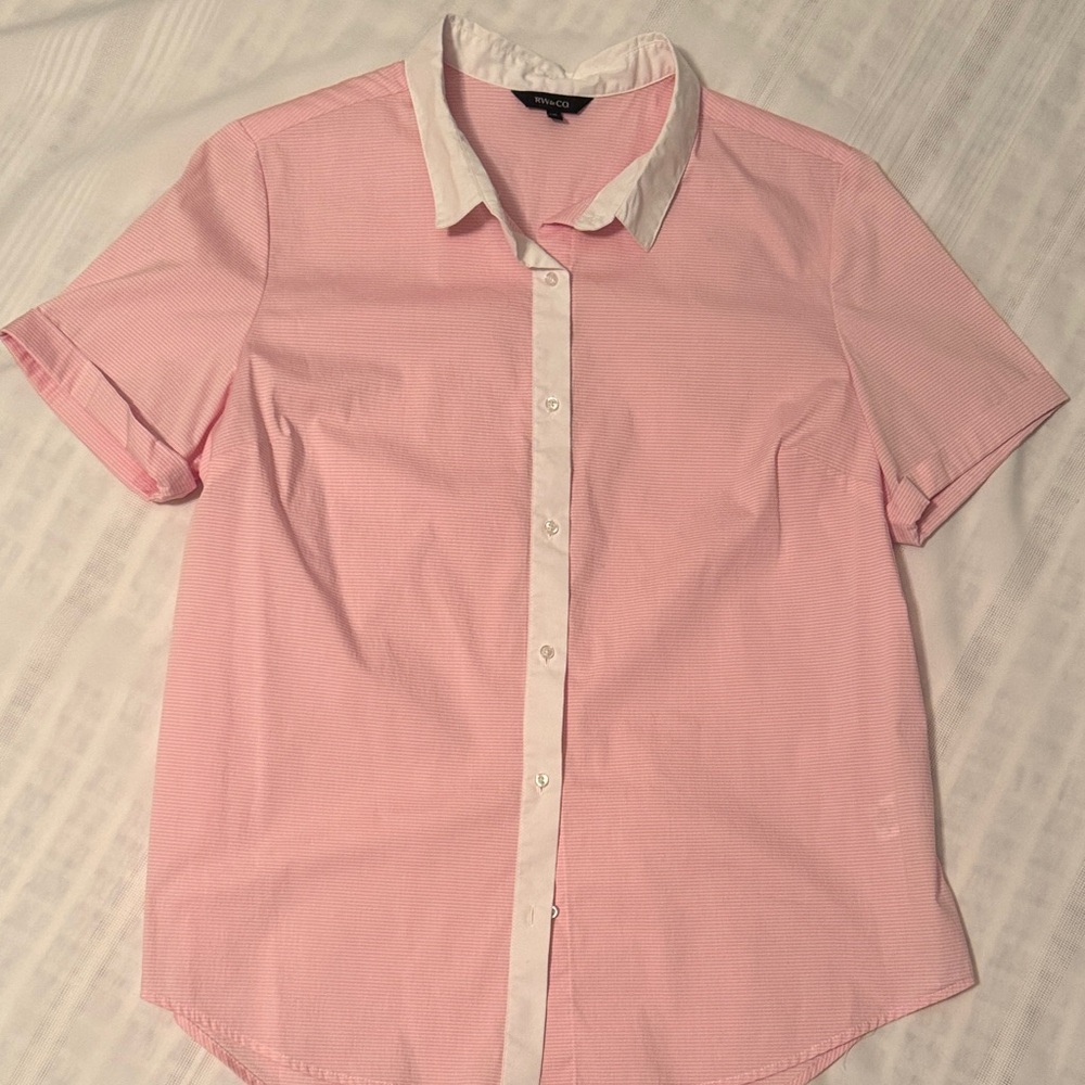 RW&CO | Pink Short-Sleeve Button-Down with White Contrast Collar